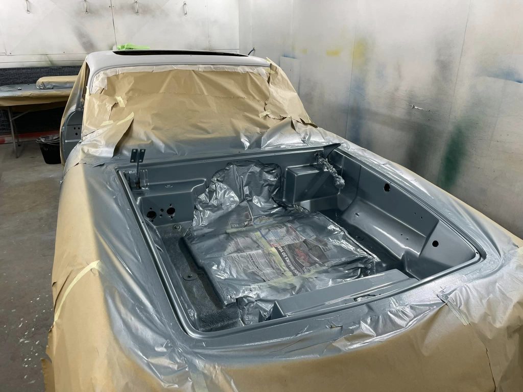 scimitar engine bay painted